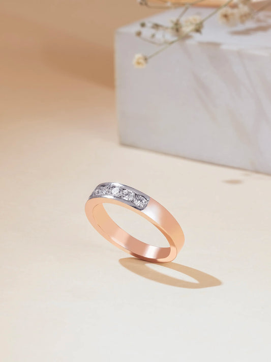 Iraaya Radiant Curve Band