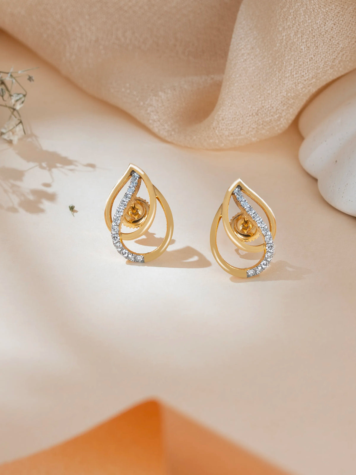 Stardrop Wave Studs